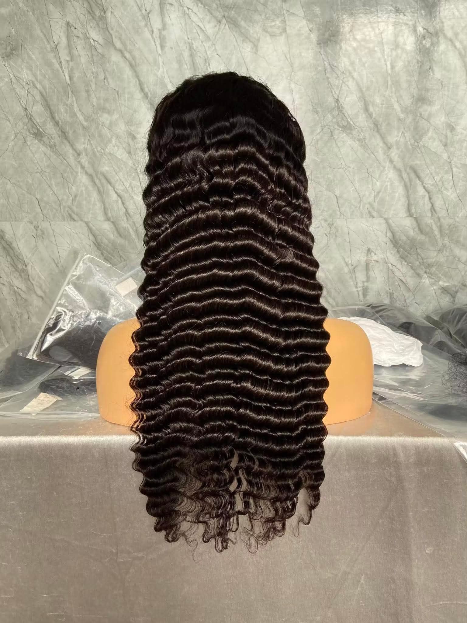 Customer look - Deep wavy wig